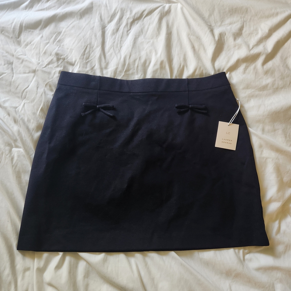 LC Lauren Conrad Black A-Line Mini Skirt Work